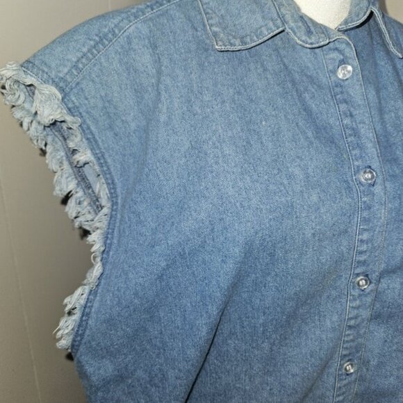 ELEMENTS Sleeveless Denim Button Front Short Ladies LARGE - Picture 2 of 3